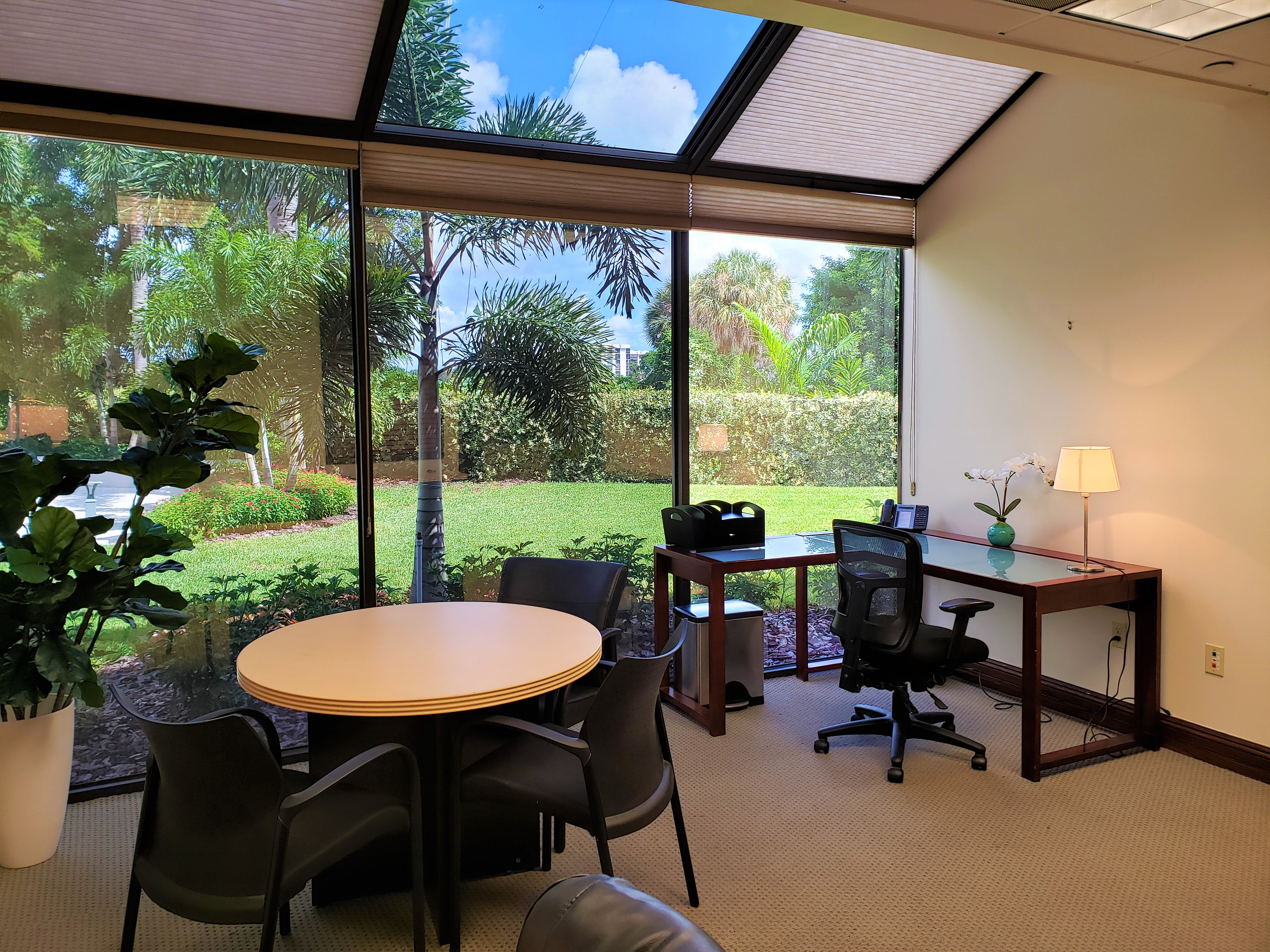 Standard Private Office